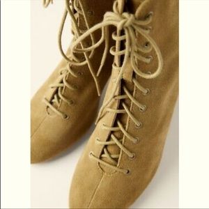 Zara Trafaluc Suede Boots